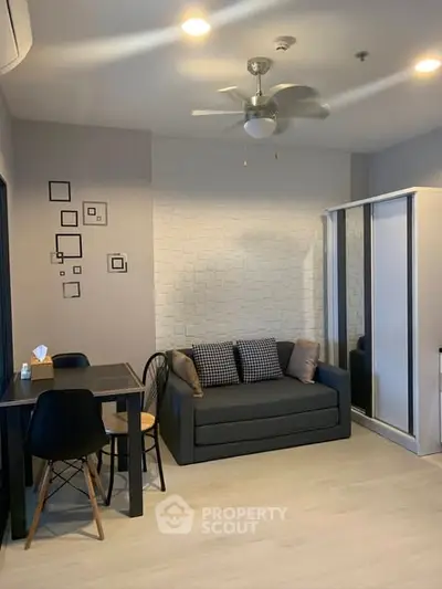 image_rental-29076595