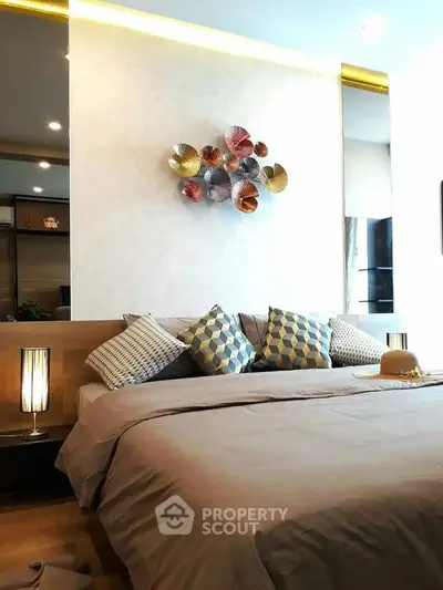 Fully Furnished 1 Bedroom Condo at Q Chidlom Petchaburi-8