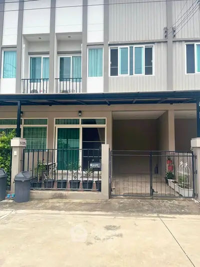 image_rental-25863216