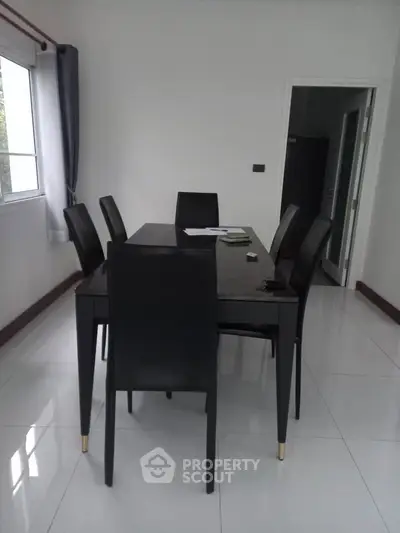 image_rental-29338528