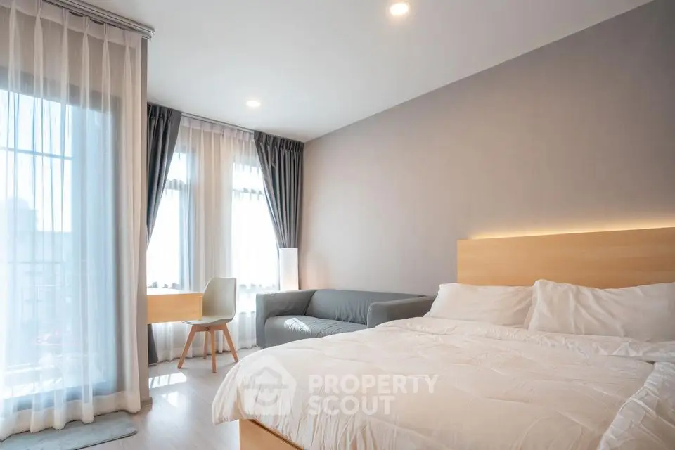 1 Bedroom Condo at Aspire Asoke Ratchada-1