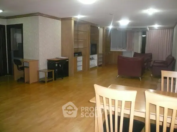 image_rental-5278305