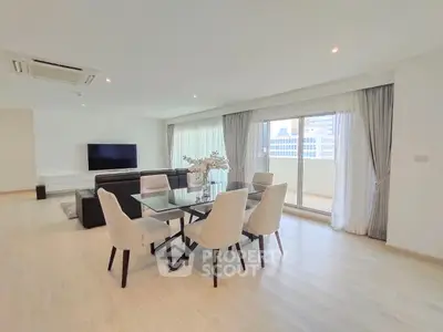 Fully Furnished 2 Bedrooms Condo at Silom Condominium-4