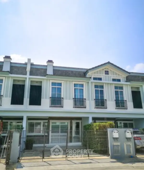 image_rental-28372619