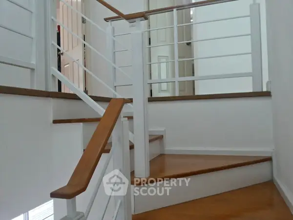 image_rental-24512743