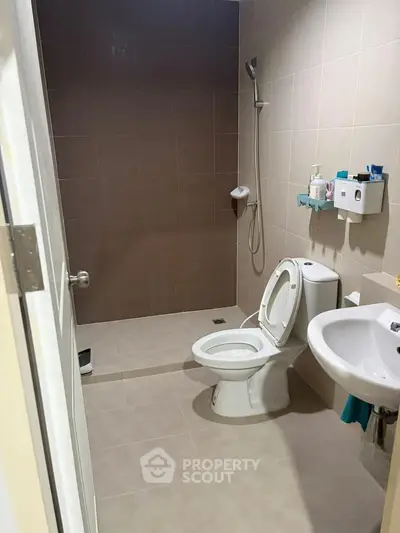 98ac0adea55875395c7e8bf3e39d6c6b-Photoroom.png