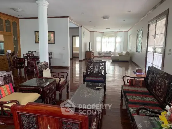 image_rental-31003762