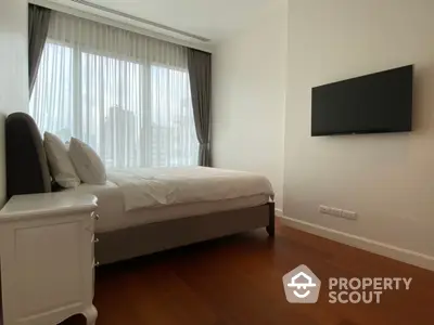  2 Bedrooms Condo at 185 Rajadamri-2