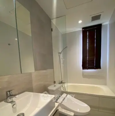 Screenshot 2569-03-14 at 21.24.45.jpg