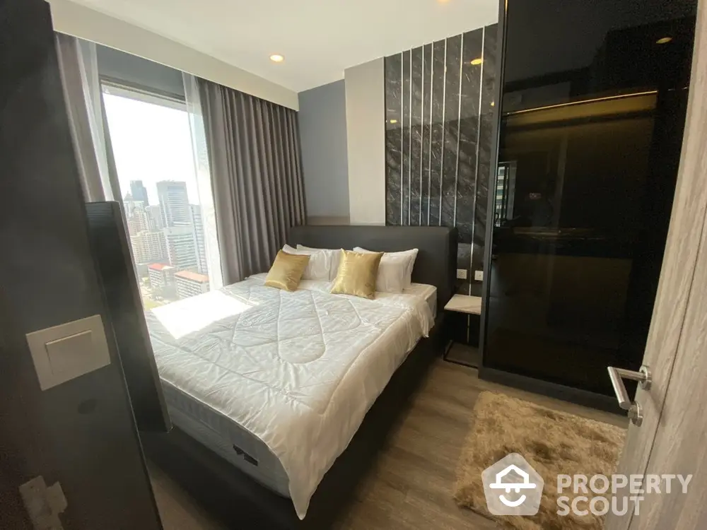  2 Bedrooms Condo at Ideo Mobi Asoke-1