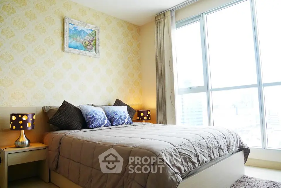  1 Bedroom Condo at Rhythm Ratchada Huaikwang-1