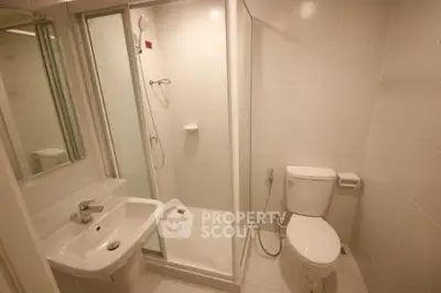  2 Bedrooms Condo at Elements Srinakarin-2