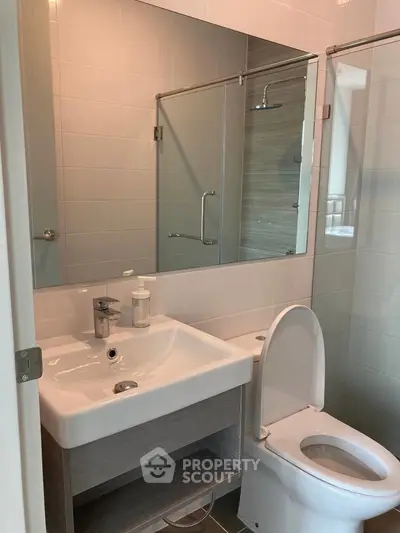  1 Bedroom Condo at Knightsbridge Collage Ramkhamhaeng-5