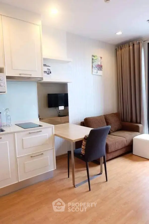 image_rental-5269712