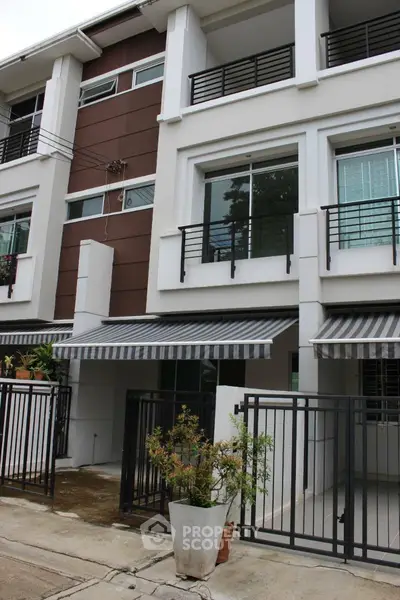 image_rental-21889849