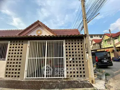 image_rental-30842863