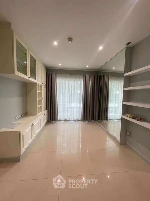 image_rental-26152871