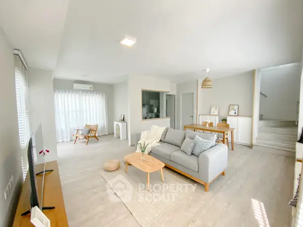 image_rental-5682055