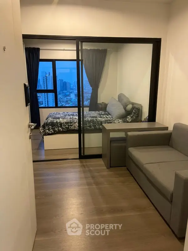 image_rental-9992794