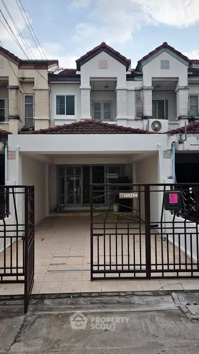 image_rental-31605410