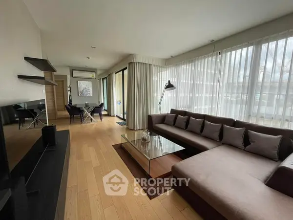 image_rental-10197565