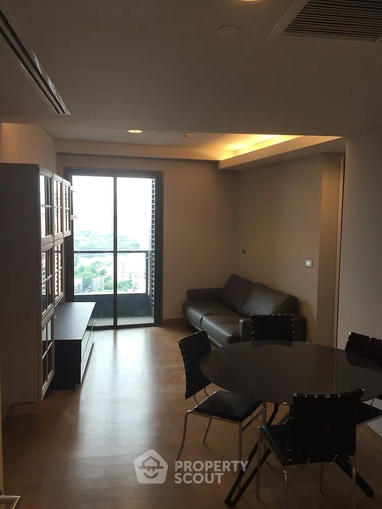 2 Bedrooms Condo at The Lumpini 24-1