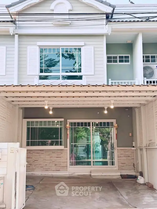 image_rental-25909076