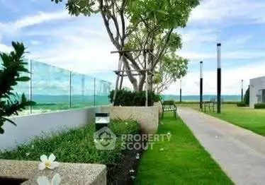 Luxurious rooftop garden with stunning views and lush greenery, perfect for relaxation and leisure.