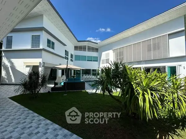 image_rental-19080962