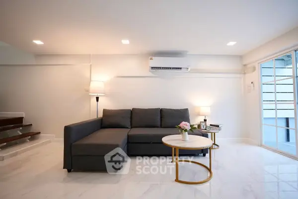 image_rental-22783283