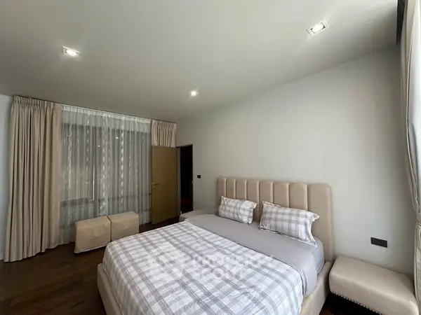 image_rental-30011799