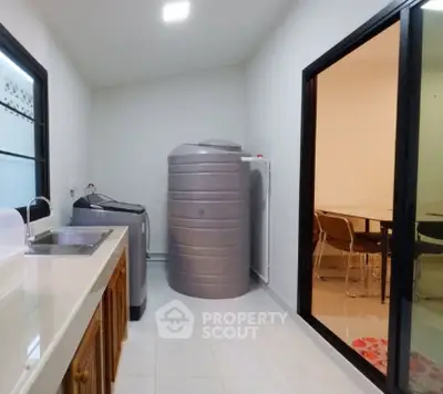 Screenshot 2025-10-20 185003.png