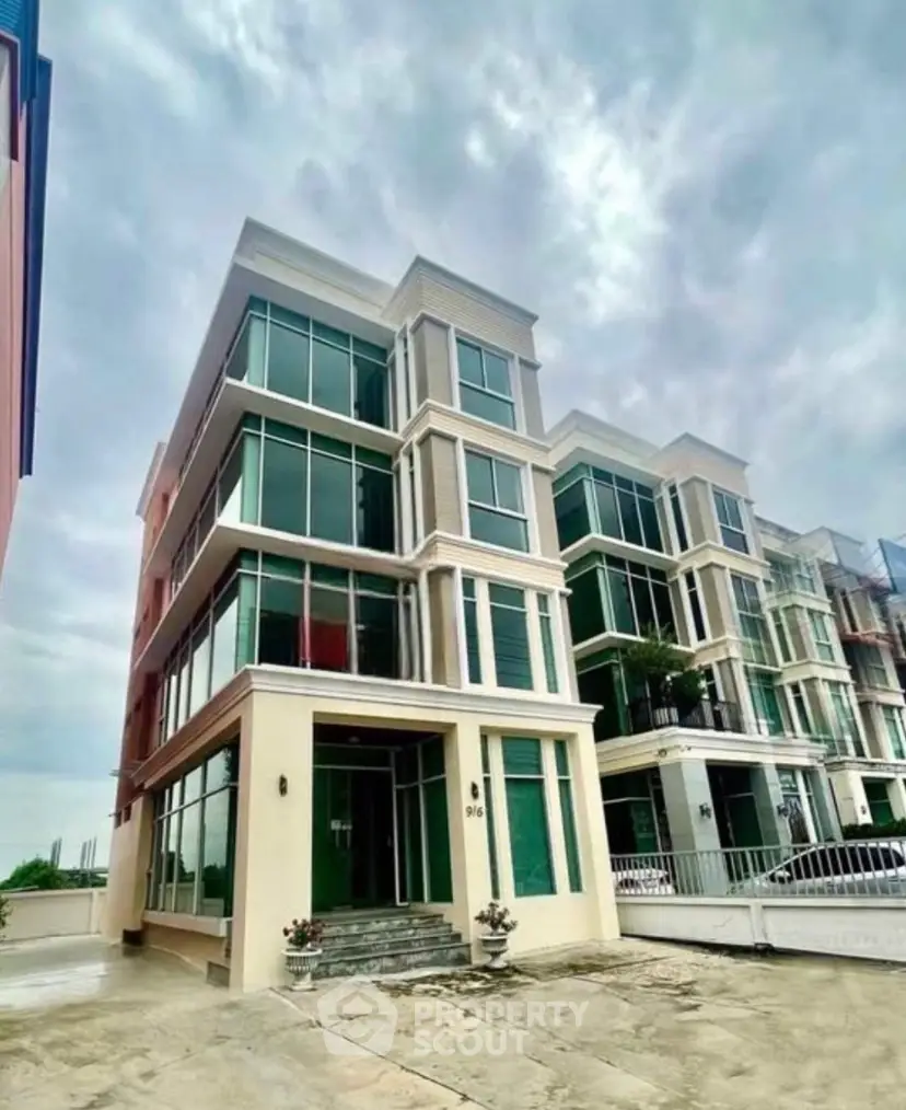 Screenshot 2569-01-20 at 15.54.05.jpg