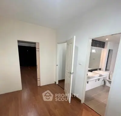 Screenshot 2569-03-24 at 22.13.13.jpg