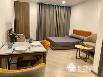  1 Bedroom Condo at The Base Saphanmai-2