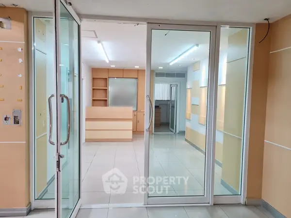 image_rental-14740460