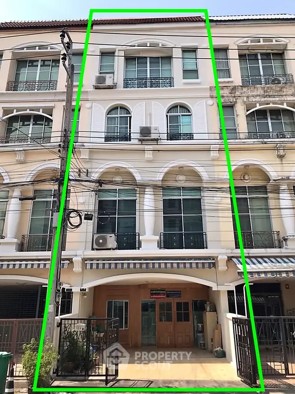 image_rental-29103864