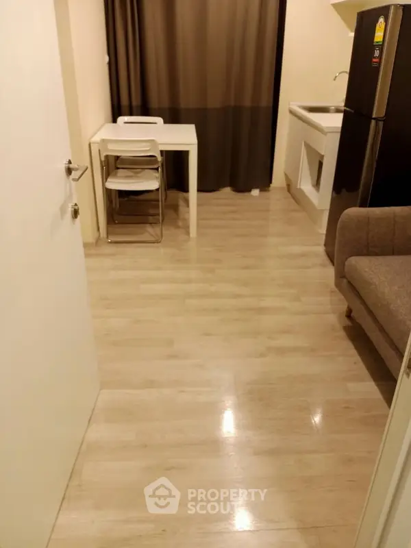 image_rental-6038846