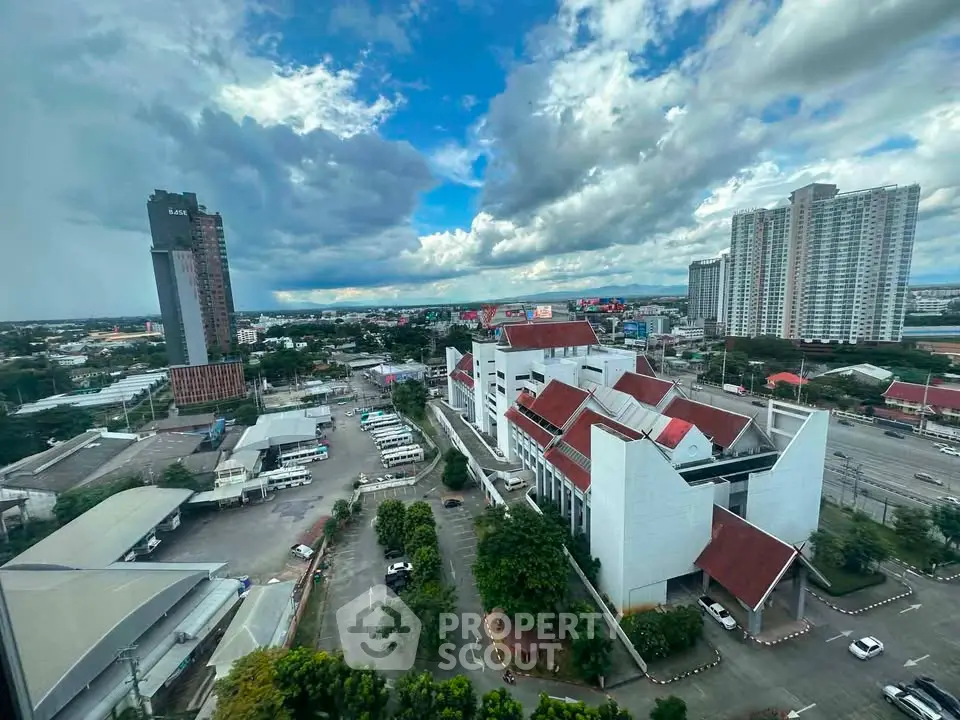 Stunning cityscape view with modern buildings and vibrant skyline, perfect for urban living enthusiasts.