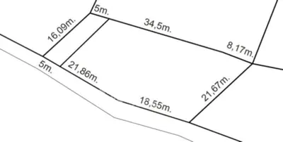 Detailed schematic plan of property plot with precise measurements.