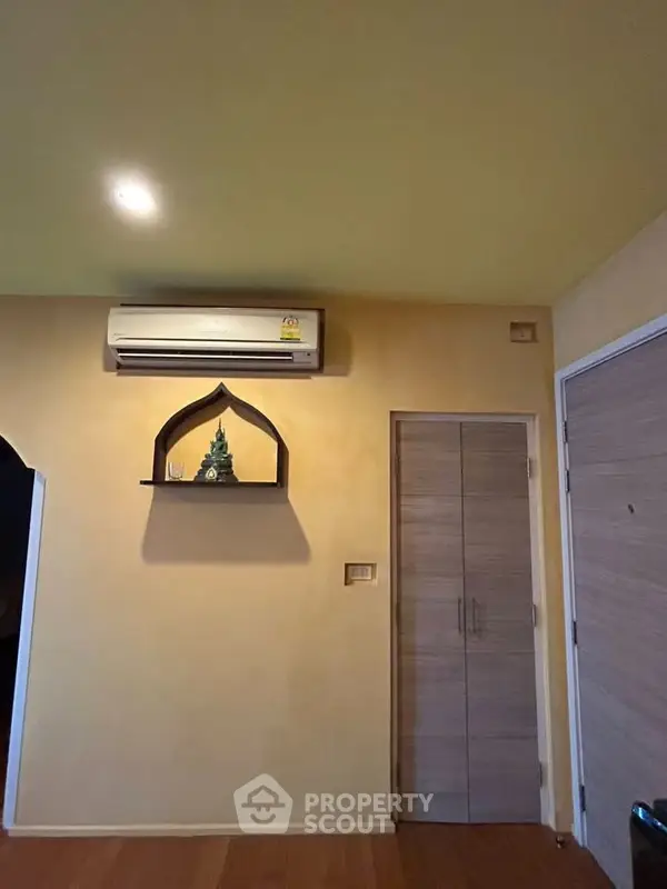 image_rental-29828230