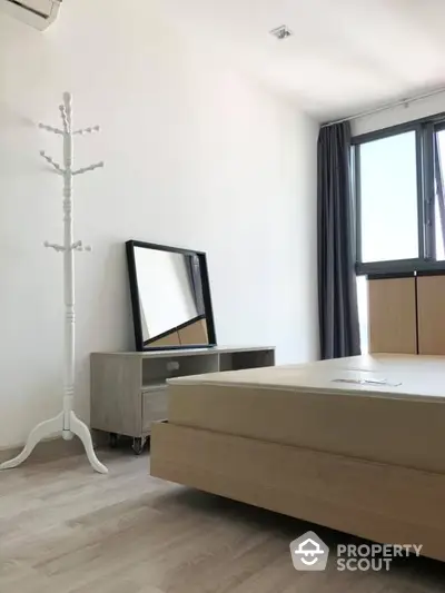 Fully Furnished 1 Bedroom Condo at Ideo Mobi Sathron-3