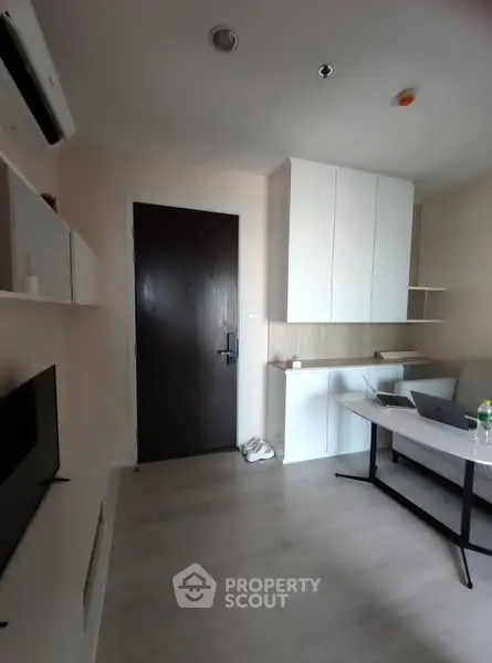 image_rental-26486812