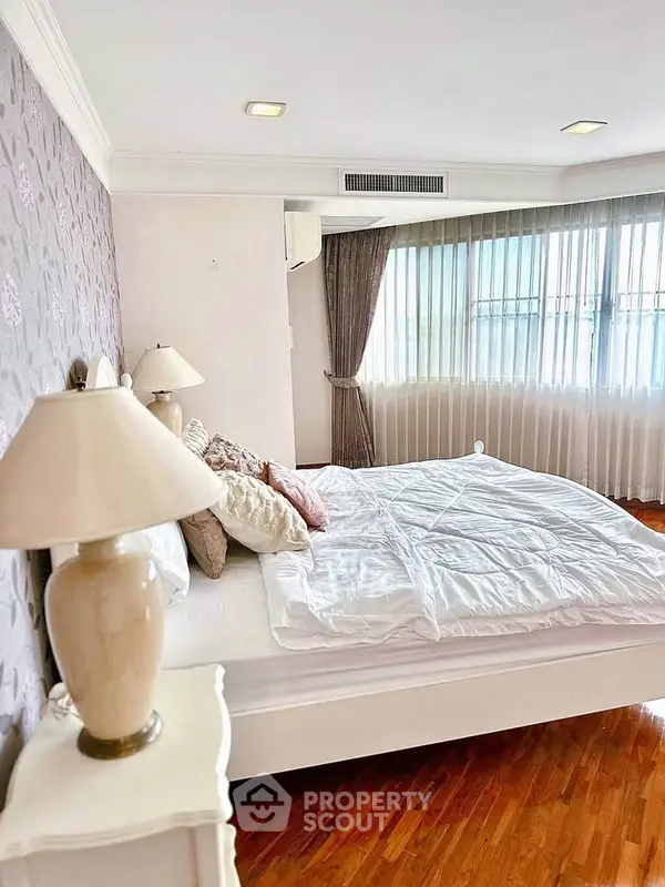 image_rental-27360931