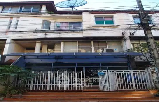 image_rental-8610076