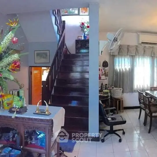 image_rental-7110915