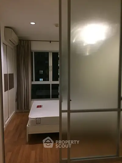  1 Bedroom Condo at Lumpini Place Ratchayothin-3