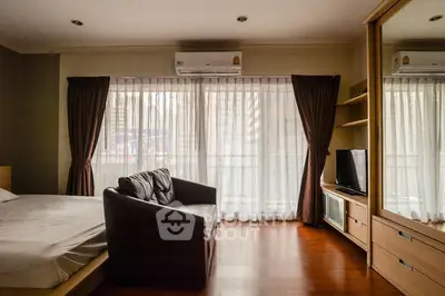 Fully Furnished 1 Bedroom Condo at Grand Park View Condominium Livingroom