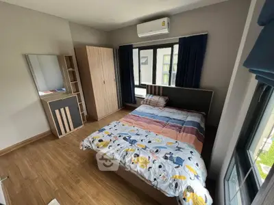 image_rental-30182910