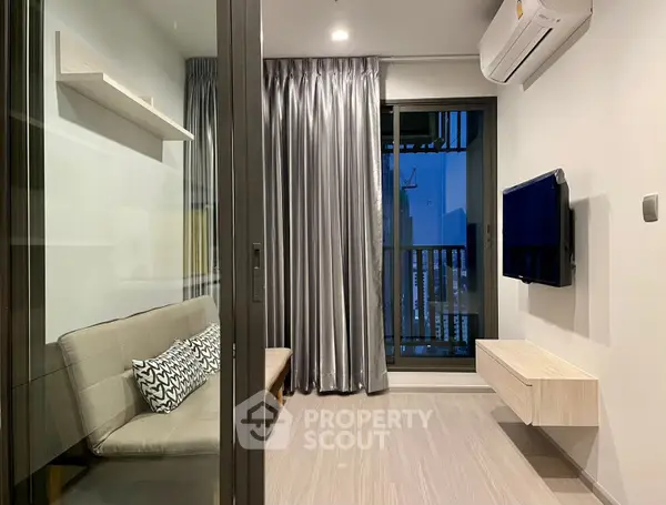 image_rental-5483331